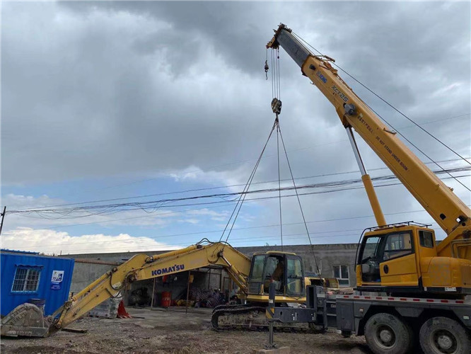 忻州市25吨吊车的工作半径是多少？